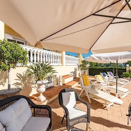 Penthouse Deluxe With Pool, Jacuzzi And Zen Garden - Only 5min From Town *