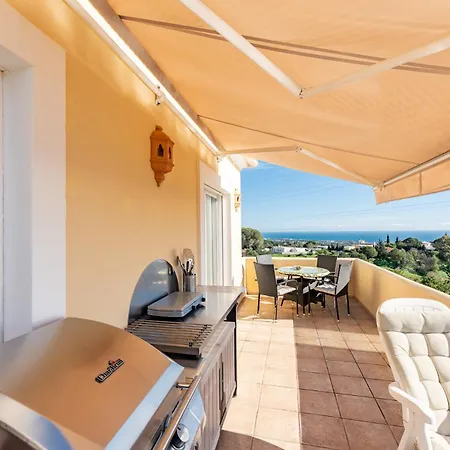 Penthouse Deluxe With Pool, Jacuzzi And Zen Garden - Only 5min From Town *