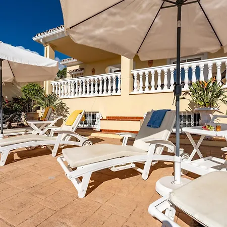 Penthouse Deluxe With Pool, Jacuzzi And Zen Garden - Only 5min From Town アパート