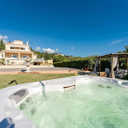 アパート Penthouse Deluxe With Pool, Jacuzzi And Zen Garden - Only 5min From Town *