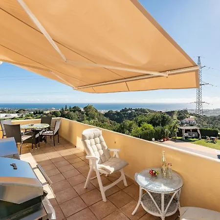 Penthouse Deluxe With Pool, Jacuzzi And Zen Garden - Only 5min From Town * エステポナ